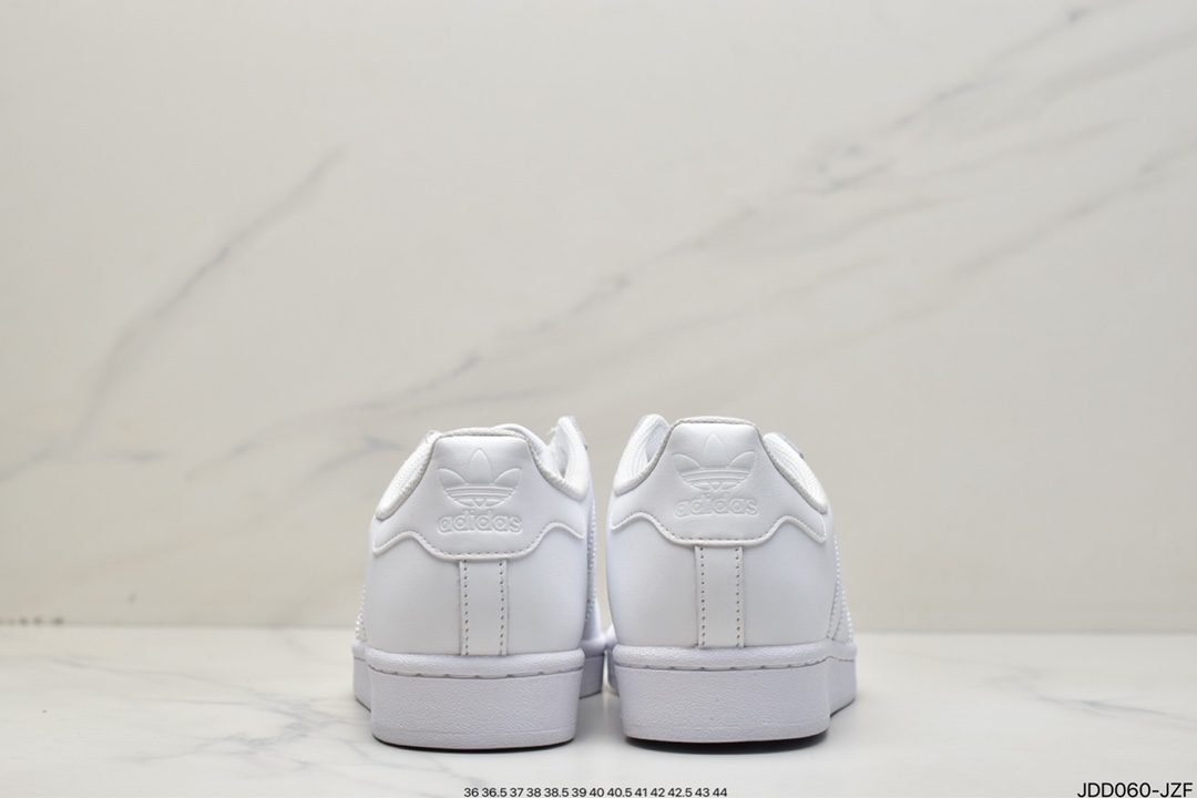 נעלי Adidas Classic נשים – תמונה 4