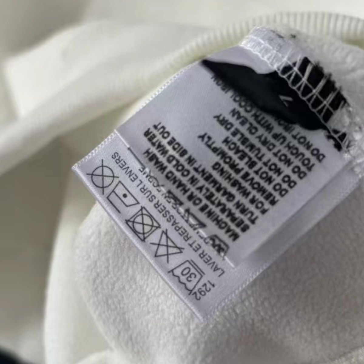 סווטשירט קפוצון סנופי ליוויס לנשים LEVI'S – תמונה 5