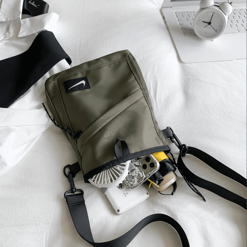 תיק צד מלבני של נייק - כיס קדמי – תמונה 8