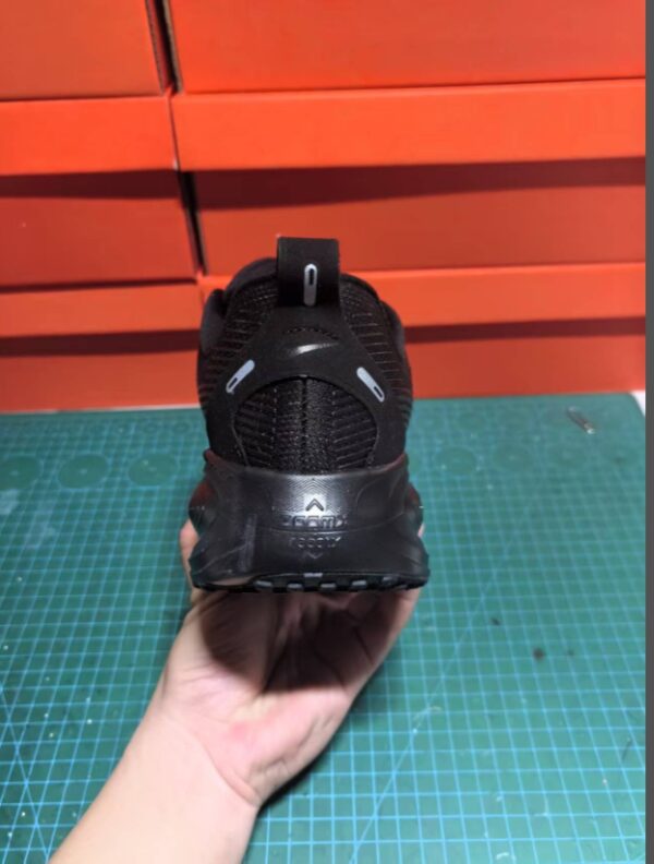 ⁦נעלי ספורט נייק אייר גברים נשים NIKE AIR⁩ – תמונה ⁦10⁩