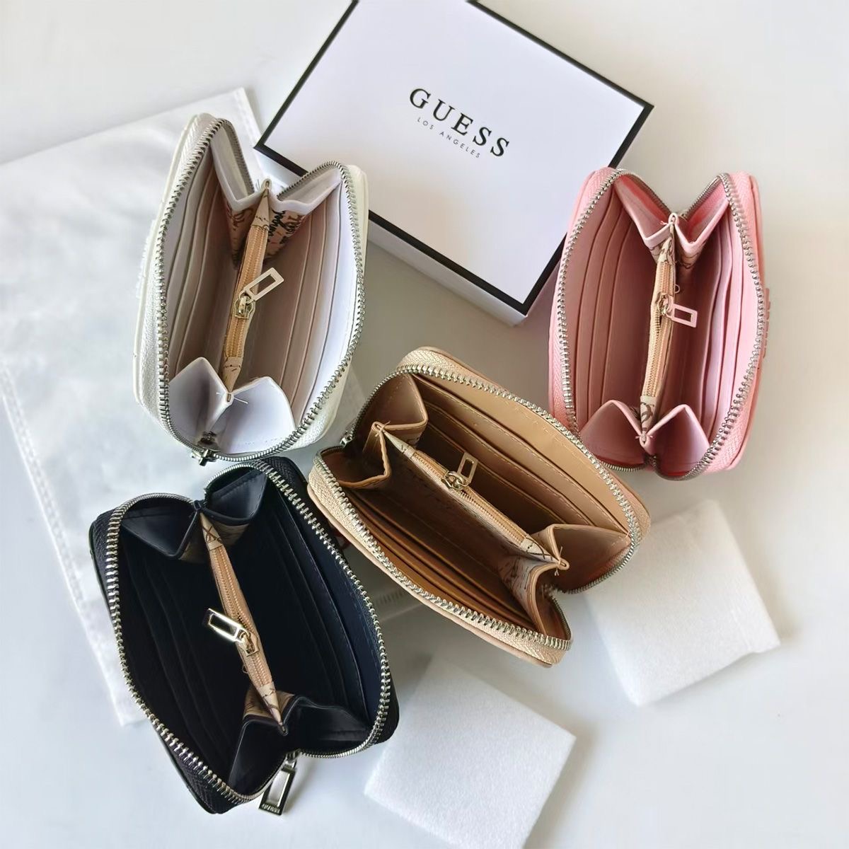 ארנק תיק תק נשים מודפס גאס GUESS – תמונה 6