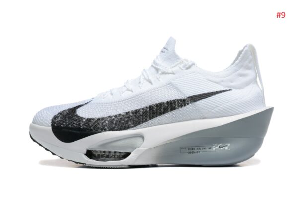 ⁦נעלי ספורט יוניסקס נייק אייר NIKE AIR⁩ – תמונה ⁦10⁩