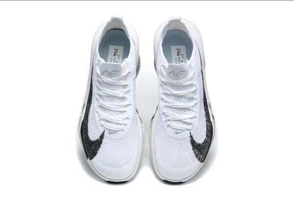 ⁦נעלי ספורט יוניסקס נייק אייר NIKE AIR⁩ – תמונה ⁦11⁩