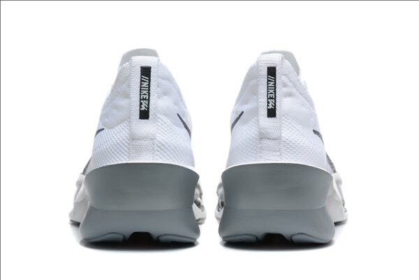 ⁦נעלי ספורט יוניסקס נייק אייר NIKE AIR⁩ – תמונה ⁦12⁩