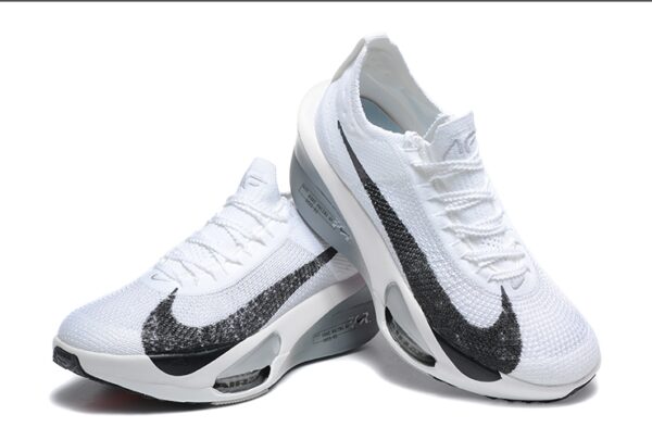 ⁦נעלי ספורט יוניסקס נייק אייר NIKE AIR⁩ – תמונה ⁦13⁩