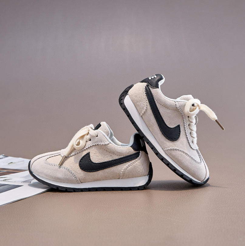 סניקרס נייק לילדים וילדות עם שרוכים מידות 26-37 NIKE – תמונה 8