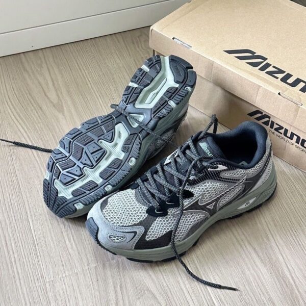 ⁦נעלי ספורט ריצה גברים נשים Mizuno Wave Rider 27⁩ – תמונה ⁦13⁩