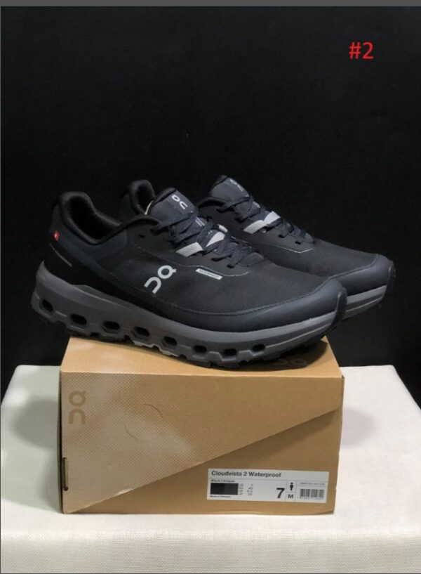 ⁦נעלי ריצה עמידות במים לנשים וגברים On Cloudventure waterproof⁩ – תמונה ⁦3⁩