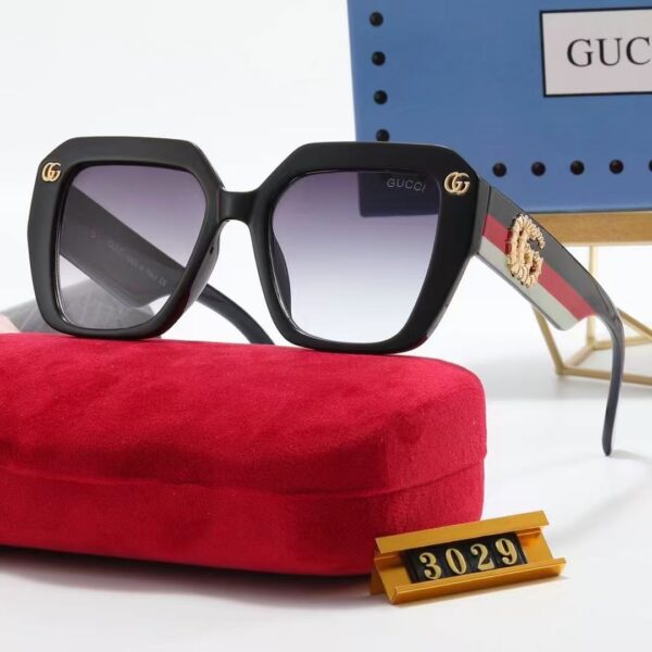 ⁦משקפי שמש מרובעות לנשים גוצי GUCCI⁩ – תמונה ⁦3⁩
