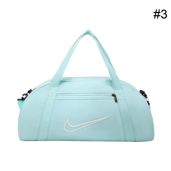 ⁦תיק נסיעות מעוגל נייק NIKE⁩ – תמונה ⁦9⁩