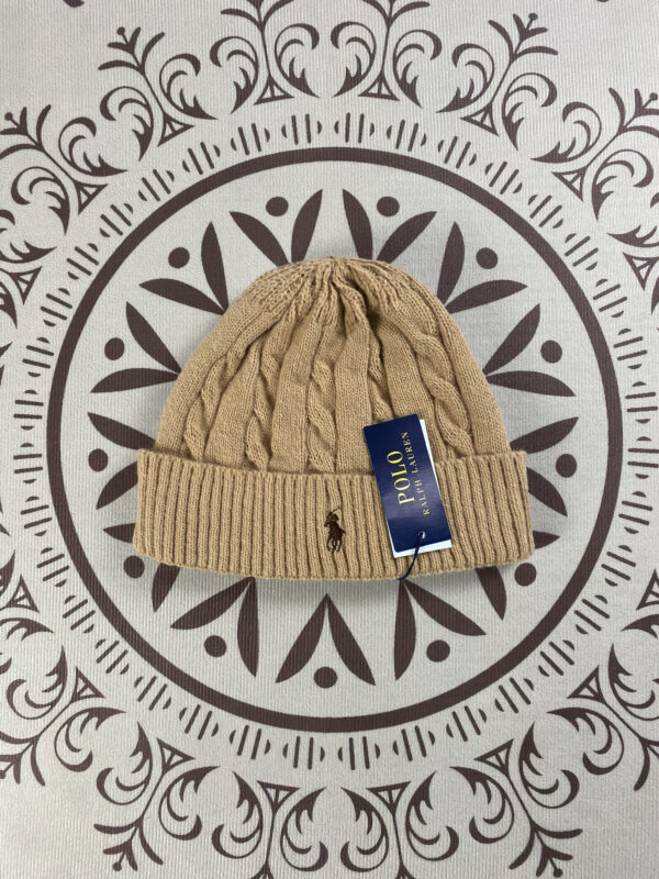 ⁦כובע צמר דוגמת צמות  פולו ראלף לורן Ralph Lauren⁩ – תמונה ⁦3⁩