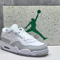 סניקרס אייר גורדן בצבע לבן נשים גברים ונוער AIR JORDAN