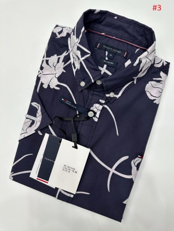 ⁦חולצת כפתורים מודפסת גברים טומי היליפגר TOMMY HILFIGER⁩ – תמונה ⁦4⁩