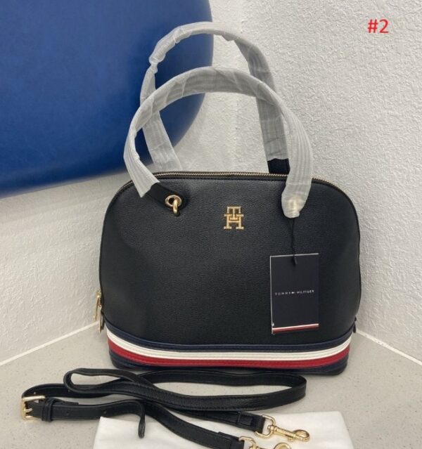 ⁦תיק יד קטן לנשים טומי היליפיגר Tommy Hilfiger⁩ – תמונה ⁦3⁩