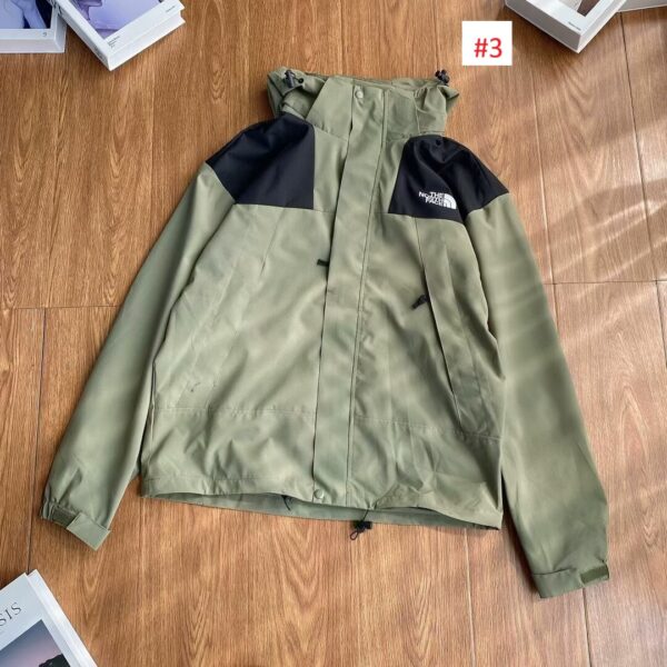 ⁦גקט ניילון עם קפוצון לגברים THE NORTH FACE דה נורת' פייס⁩ – תמונה ⁦4⁩