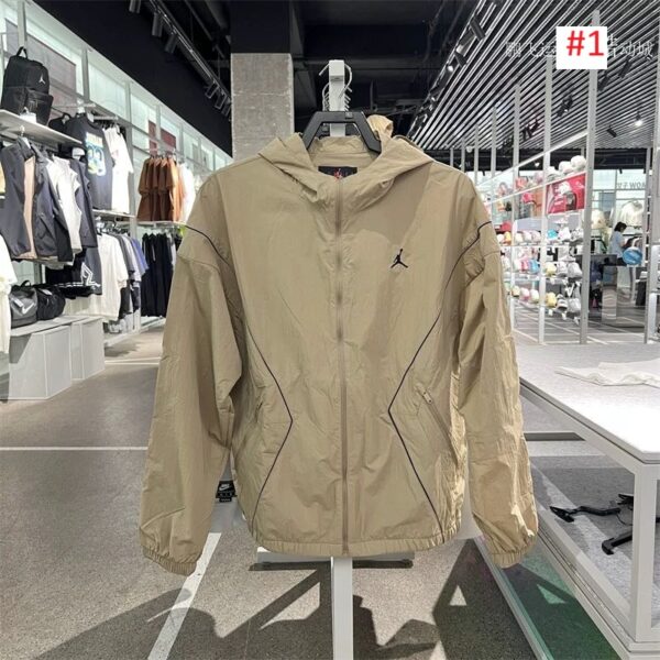 ⁦גקט קפוצון ניילון נשים גברים נייק NIKE⁩ – תמונה ⁦2⁩