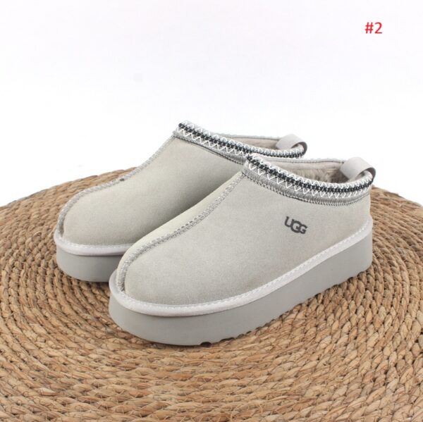 ⁦נעלי פרווה נמוכות האג פלטפורמה UGG⁩ – תמונה ⁦3⁩