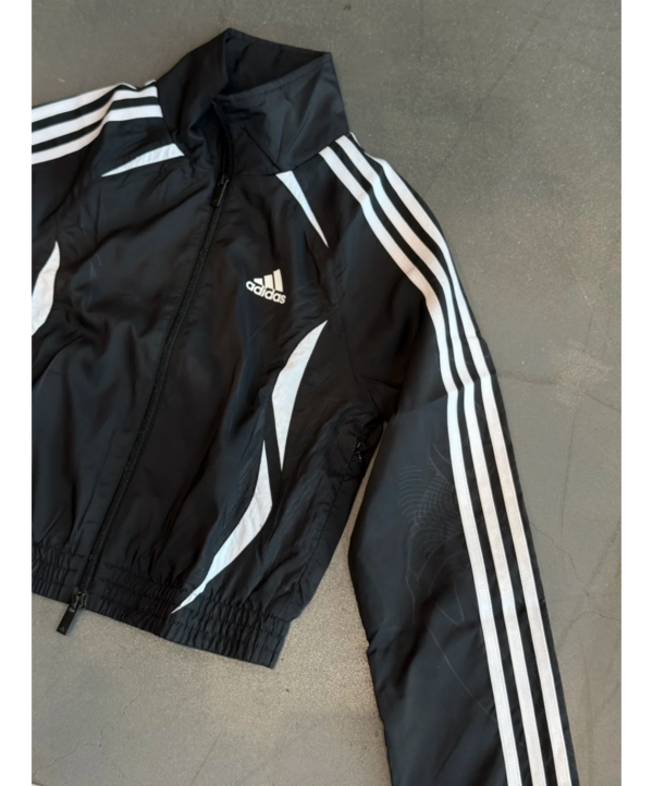 ⁦גקט ניילון ספורטיבי לנשים אדידס ADIDAS⁩ – תמונה ⁦14⁩