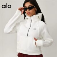 סווטשירט גולף נשים אלו יוגה alo yoga