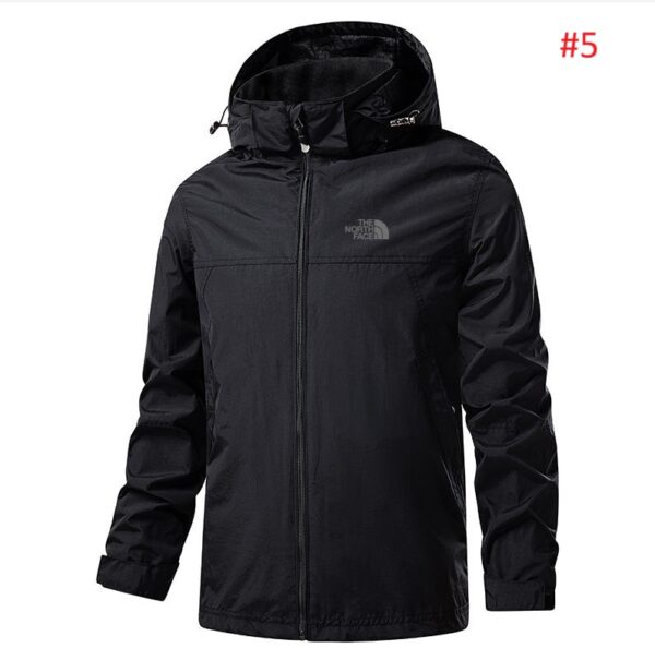 ⁦מעיל ניילון עם כובע לגברים מידות גדולות THE NORTH FACE דה נורת' פייס⁩ – תמונה ⁦6⁩