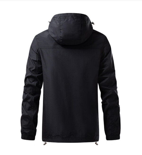 ⁦מעיל ניילון עם כובע לגברים מידות גדולות THE NORTH FACE דה נורת' פייס⁩ – תמונה ⁦7⁩