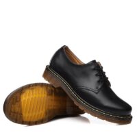 נעלי דר מרטינס עם שרוכים Dr. Martens