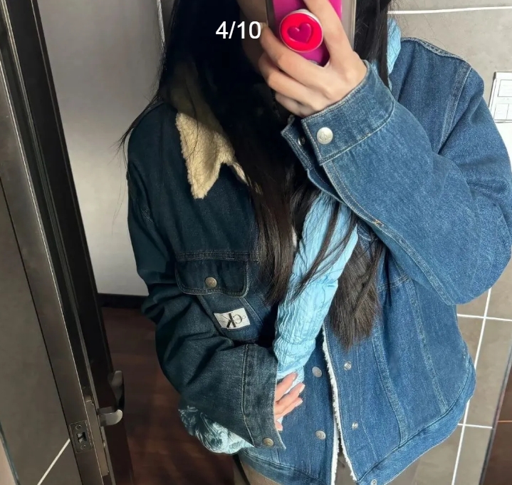 גקט גינס עם פרווה קלווין קליין CK – תמונה 5