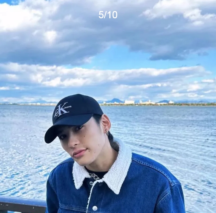 גקט גינס עם פרווה קלווין קליין CK – תמונה 7