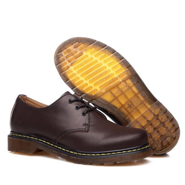 ⁦נעלי דר מרטינס עם שרוכים Dr. Martens⁩ – תמונה ⁦4⁩