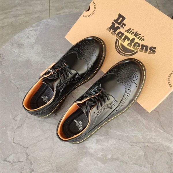 ⁦נעלי דר מרטינס עם דוגמא נשים גברים Dr. Martens⁩ – תמונה ⁦6⁩
