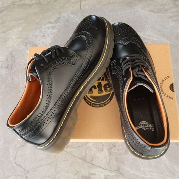 ⁦נעלי דר מרטינס עם דוגמא נשים גברים Dr. Martens⁩ – תמונה ⁦7⁩
