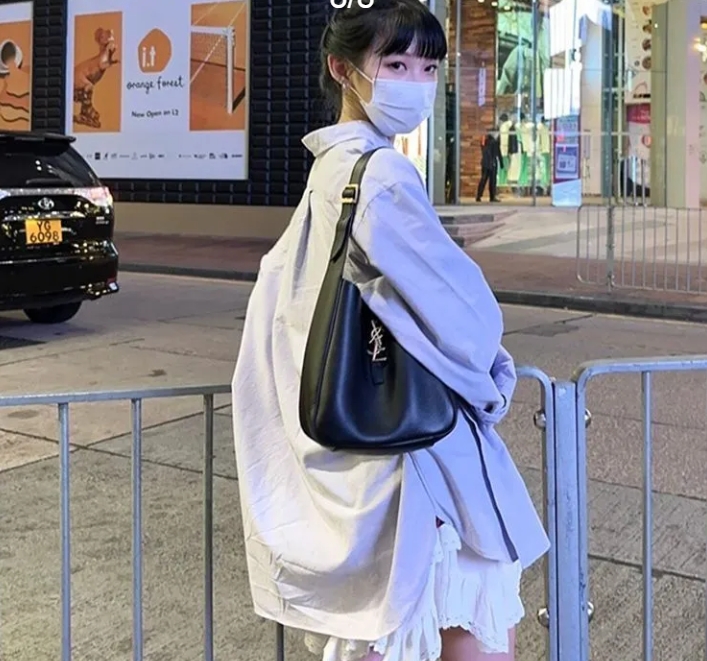 תיק צד לנשים איב סן-לורן Yves Saint Laurent – תמונה 7