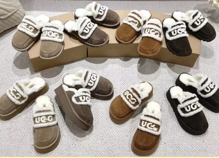 כפכפי פרווה לנשים האג UGG – תמונה 5