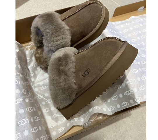 כפכפי פרווה האג פלטפורמה נשים UGG – תמונה 3