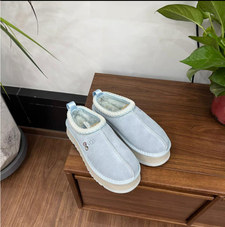 נעלי פרווה פלטפורמה נמוכות האג UGG – תמונה 5