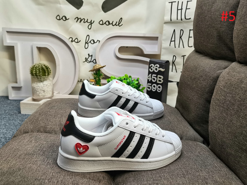 נעלי סניקרס אדידס סופרסטאר נשים ADIDAS – תמונה 9