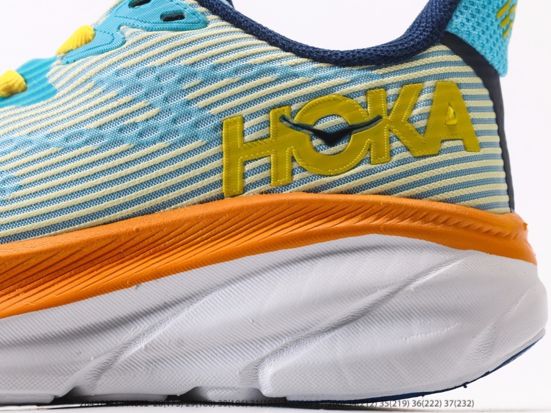 נעלי ספורט הוקה לילדים מידות 28-37 HOKA – תמונה 10