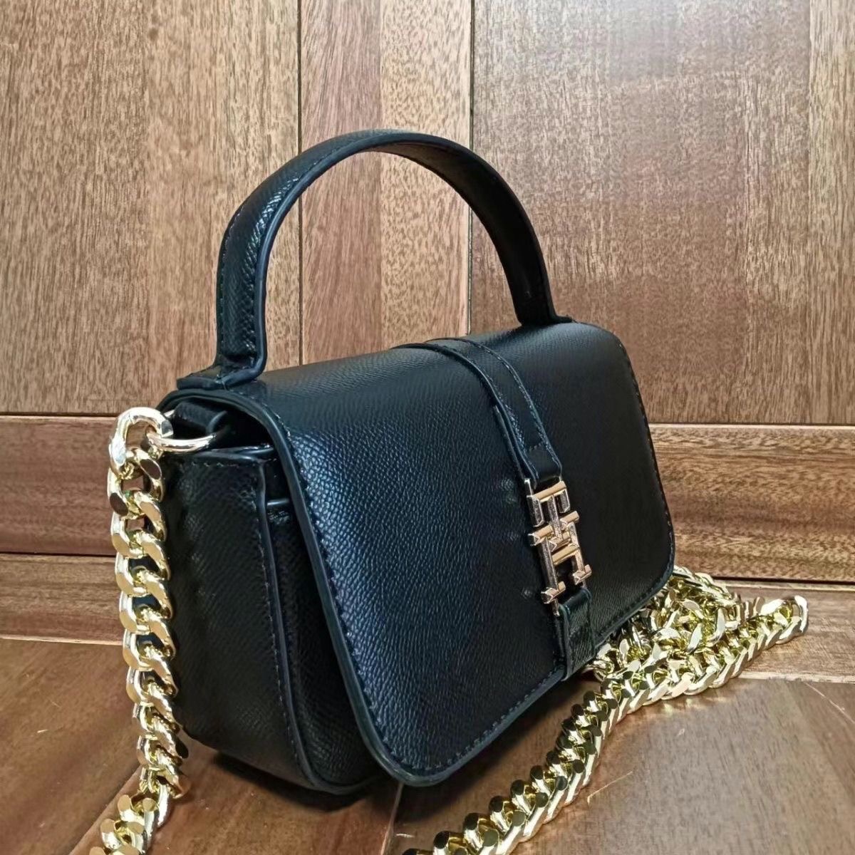 תיק יד לנשים TOMMY HILFIGER טומי הילפיגר – תמונה 4