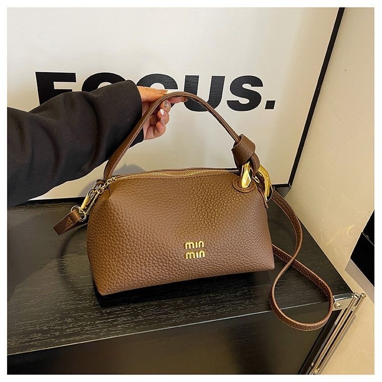 תיק יד לנשים עם שתי רצועות מיו מיו MIU MIU – תמונה 8