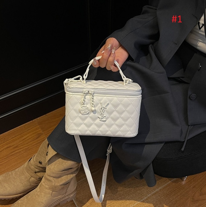 תיק יד קופסה איב סאן לורן Yves Saint Laurent – תמונה 2