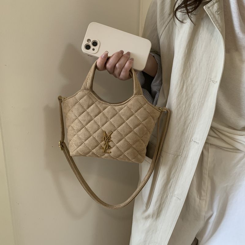 תיק יד קטן עם ידיות איב סאן לורן Yves Saint Laurent – תמונה 8