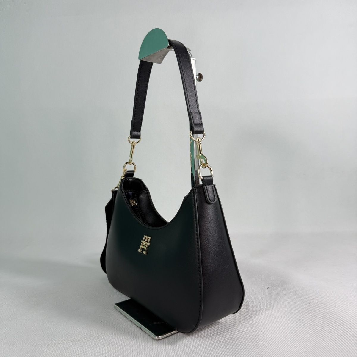 תיק יד לנשים טומי היליפיגר Tommy Hilfiger – תמונה 10