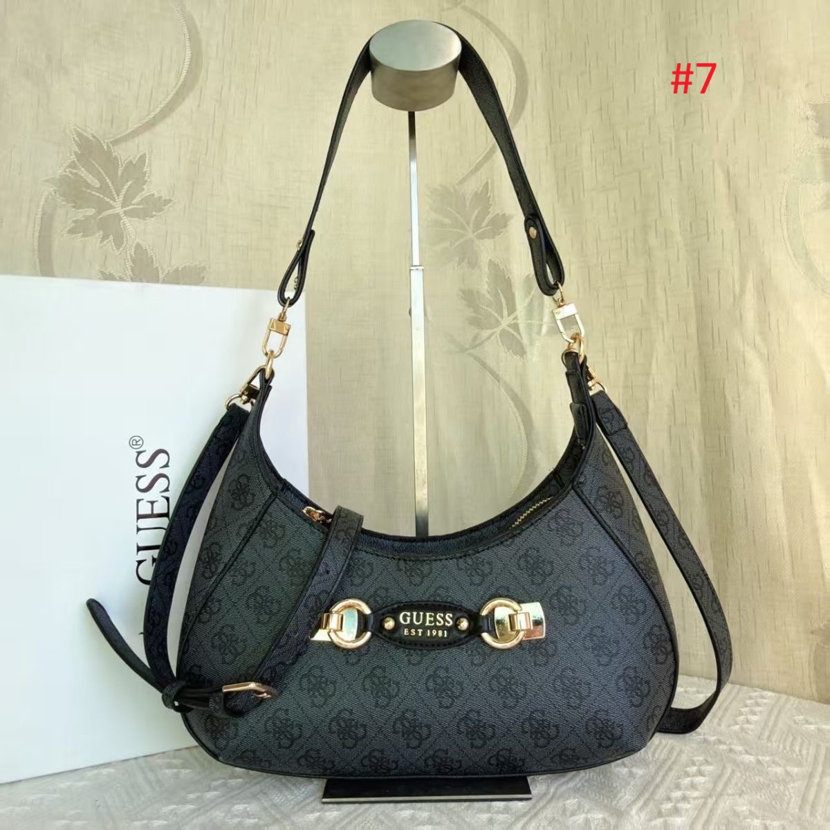 תיק צד מעוגל לנשים גאס GUESS – תמונה 8