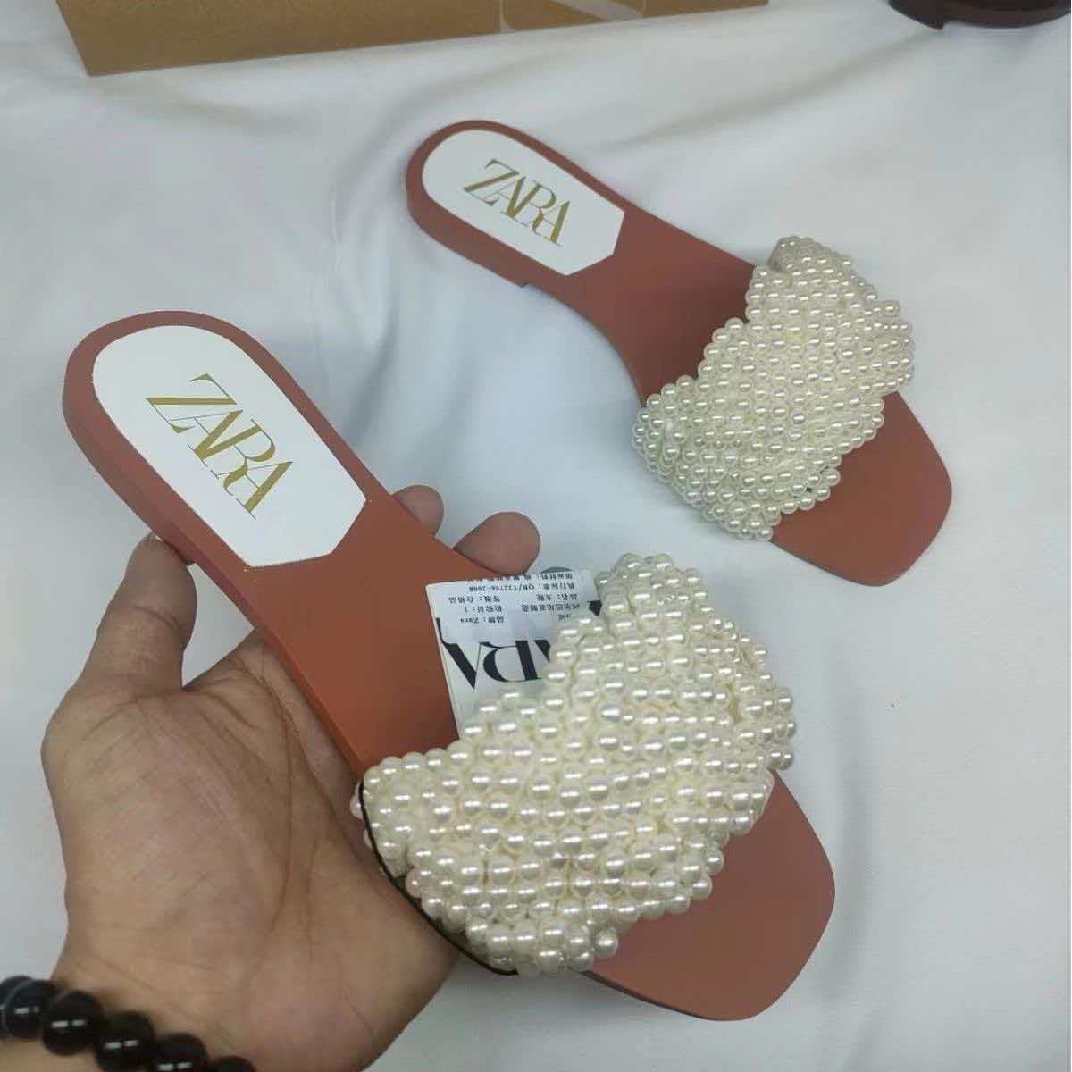 כפכפי נשים שטוחות פנינים בהשראת זארה ZARA – תמונה 3