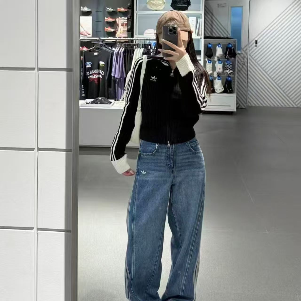 מכנס ג'ינס ארוך רחב אדידס ADIDAS לנשים – תמונה 6