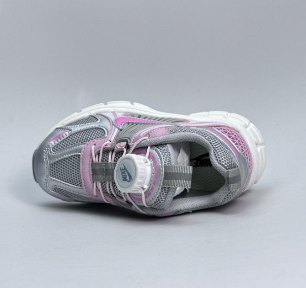 נעלי ספורט נייק NIKE לילדה ולילד – תמונה 7