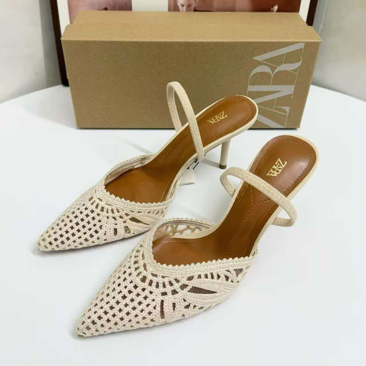 סנדלי עקב לנשים קרושה בהשראת זארה ZARA סנדלי עקב לנשים קרושה בהשראת זארה ZARA