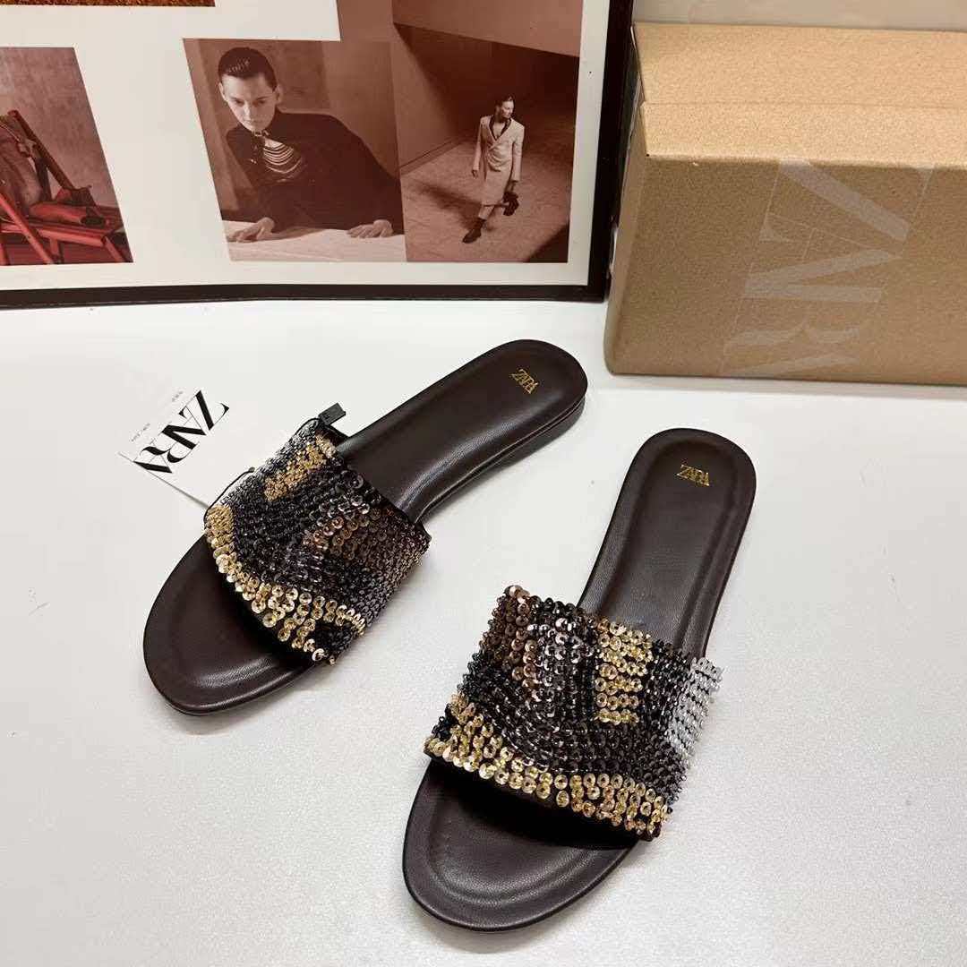 כפכפי נשים שטוחות חרוזים בהשראת זארה ZARA כפכפי נשים שטוחות חרוזים בהשראת זארה ZARA