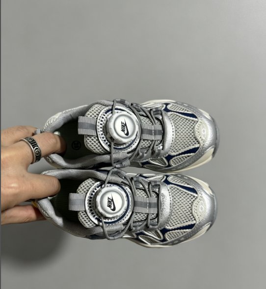 נעלי ספורט נייק NIKE לילדים וילדות – תמונה 9