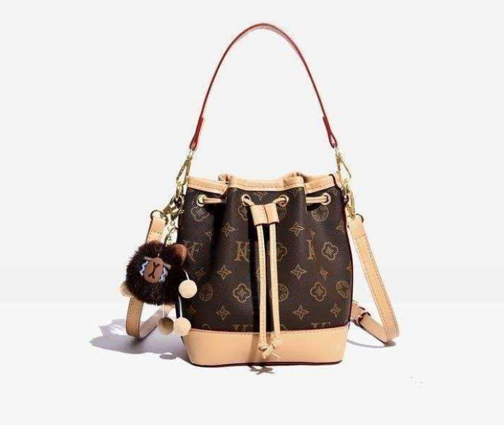 תיק צד קטן לנשים לואי ויטון Louis Vuitton תיק צד קטן לנשים לואי ויטון Louis Vuitton